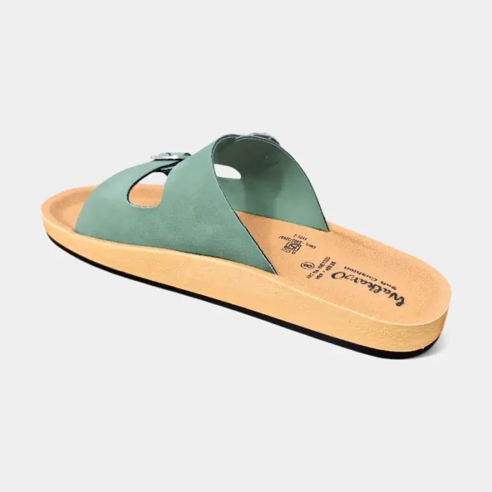walkaroo men slippers