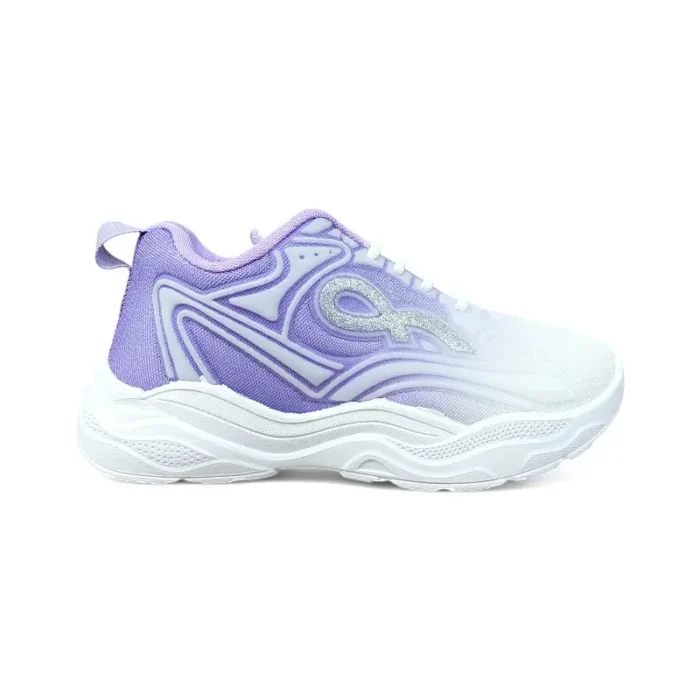 stylish women sneakers
