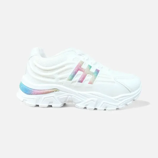 stylish women sneakers